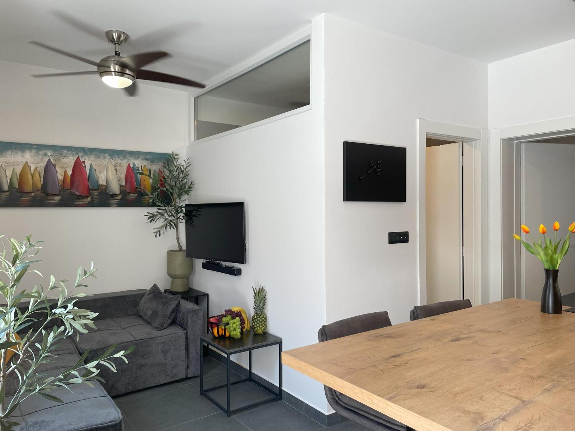 Valkane Beach Apartments بولا المظهر الخارجي الصورة
