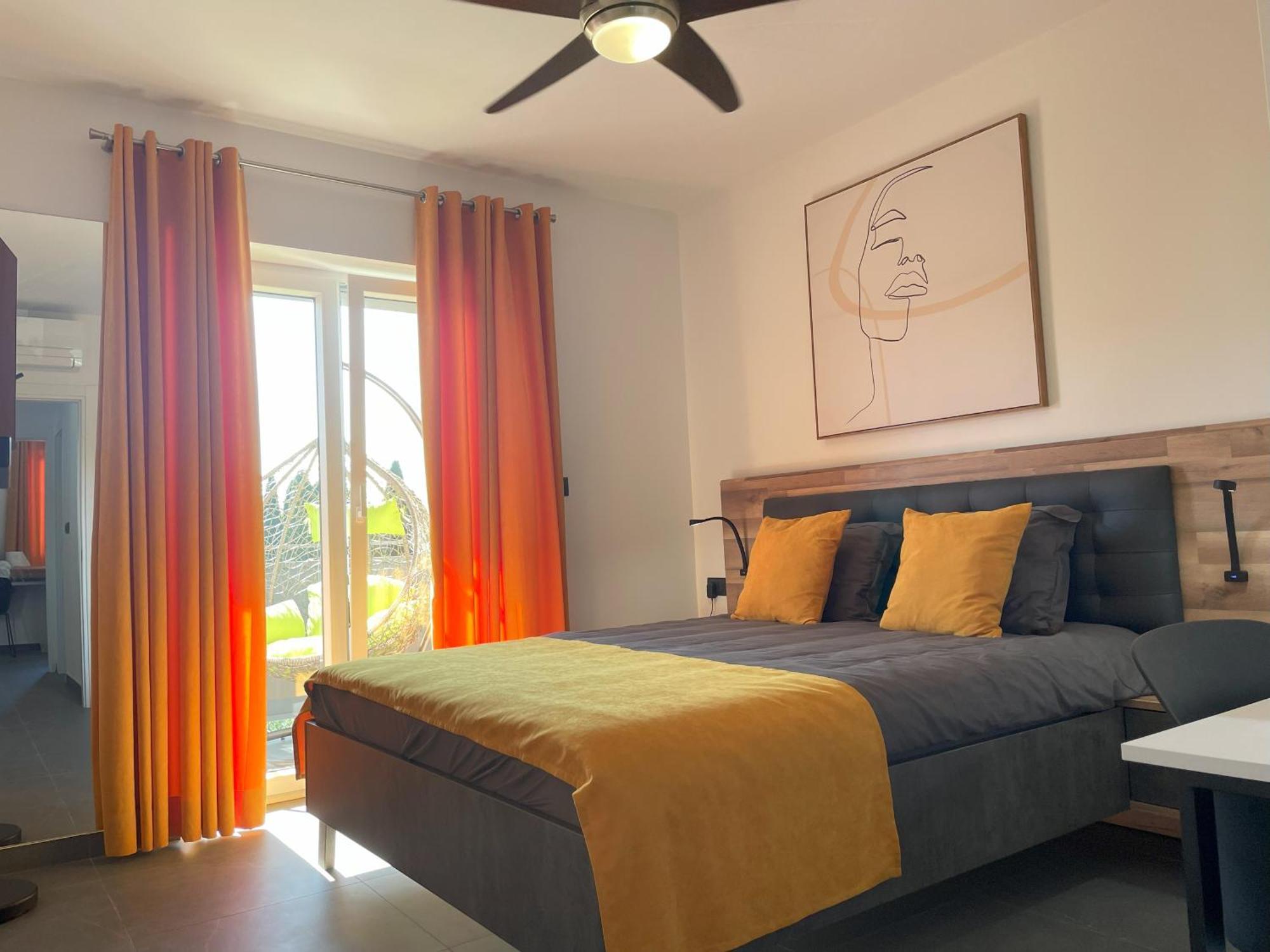 Valkane Beach Apartments بولا المظهر الخارجي الصورة