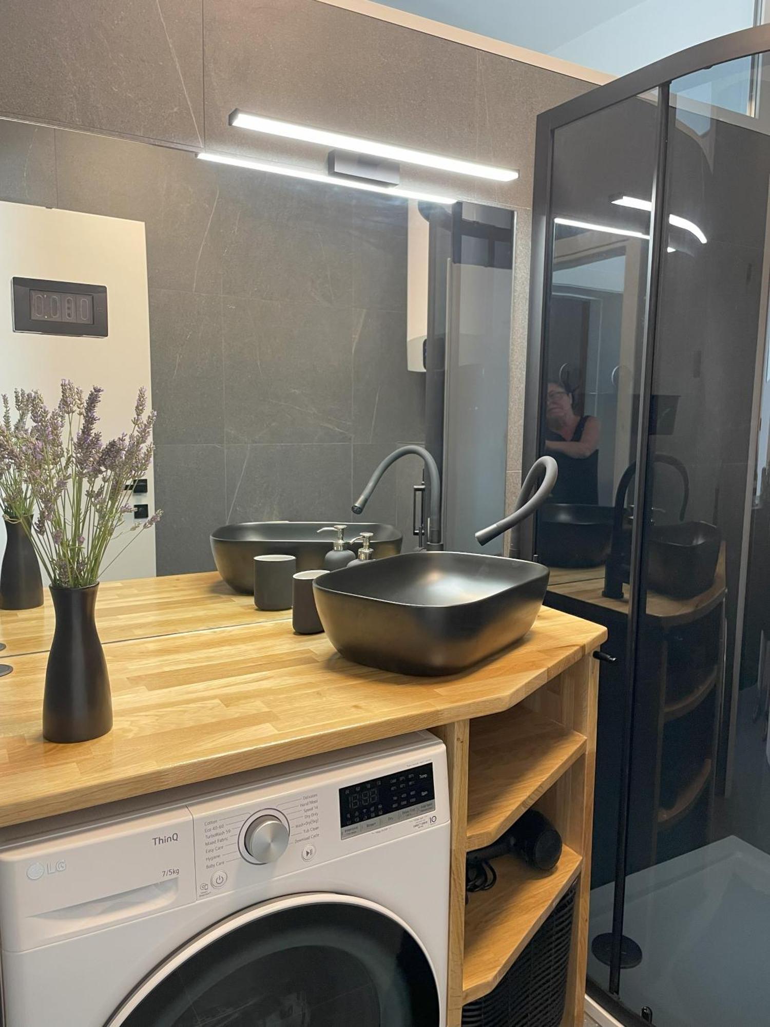 Valkane Beach Apartments بولا المظهر الخارجي الصورة